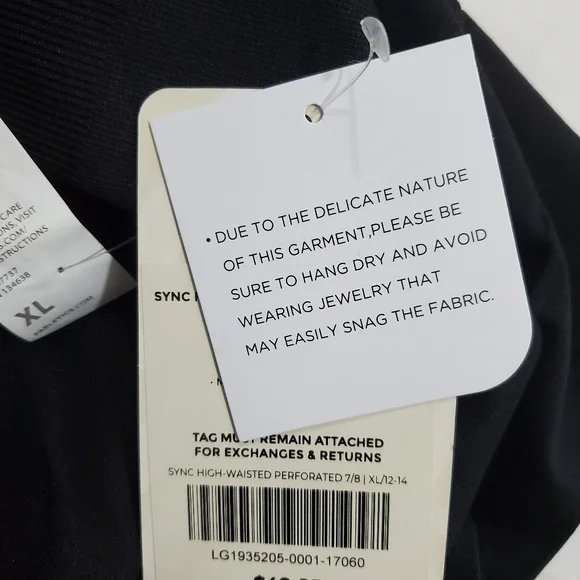 NWT Fabletics Sync High Waisted Perforated Athletic Leggings 7/8 Black Size XL - Picture 4 of 10